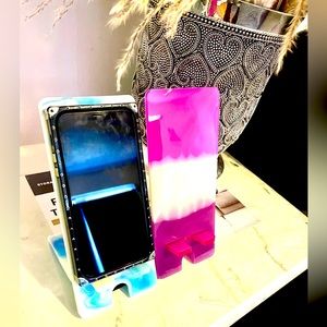 Handmade phone stand